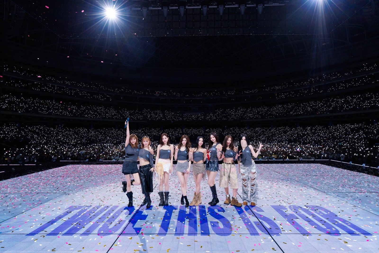 트와이스, 타이베이돔 공연 성료…12만 원스 만났다