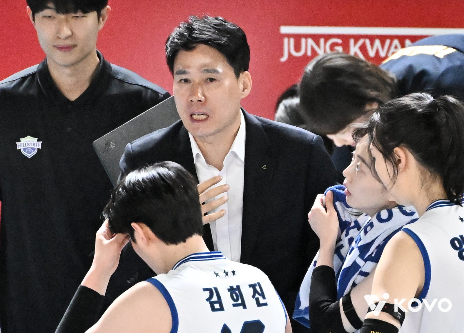 [SD 수원 인터뷰] ‘100% 챔프전 확률’ 잡아라! PO 1차전 앞둔 강성형 현대건설 감독, “후회없는 경기를” VS 이영택 GS칼텍스 감독, “부담없이 편안히”…김종민 감독 결별에 대해선 “안타까워”