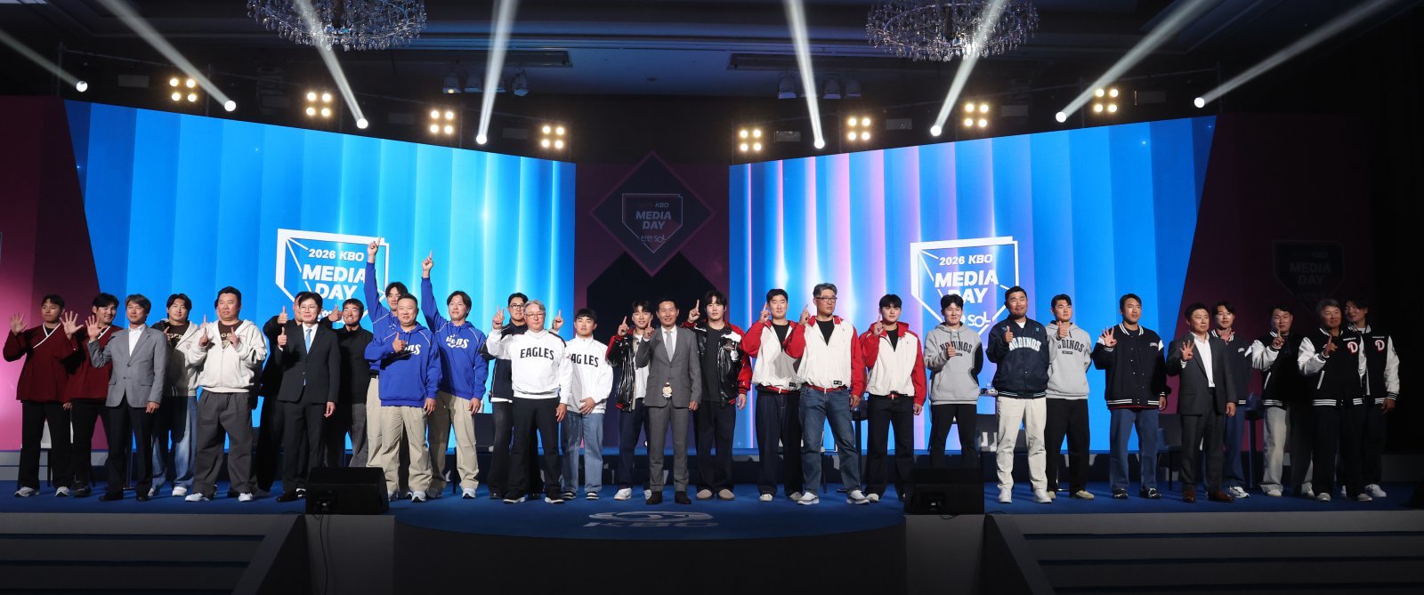 “준비는 끝났다” 우승 천명한 LG-삼성…손가락 4개 이상 편 롯데-키움도 반등 다짐