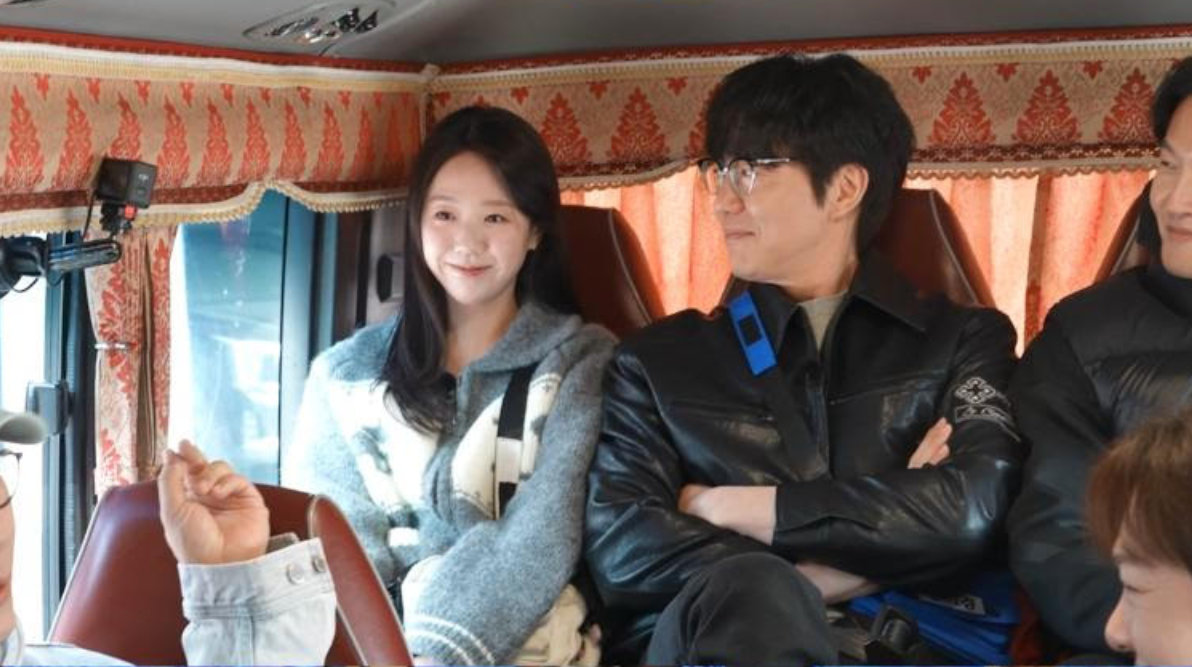 46세 성시경, 15살 연하 지예은과 핑크빛 기류…커플 탄생 임박?! (런닝맨)