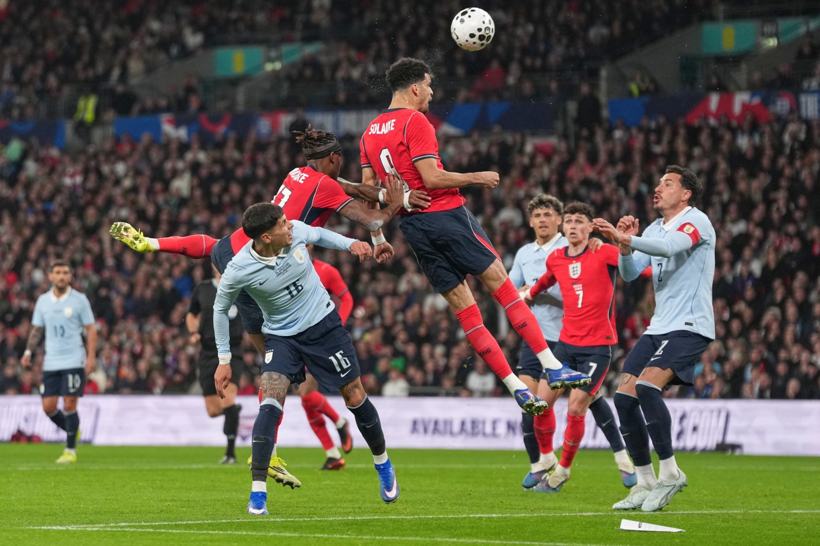 “월드컵 우승” 외치는 일본 만날 ‘축구종가’ 잉글랜드, 우루과이전 직후 스쿼드 축소…부카요 사카, 데클란 라이스 부상 의심, 아스널은 통곡