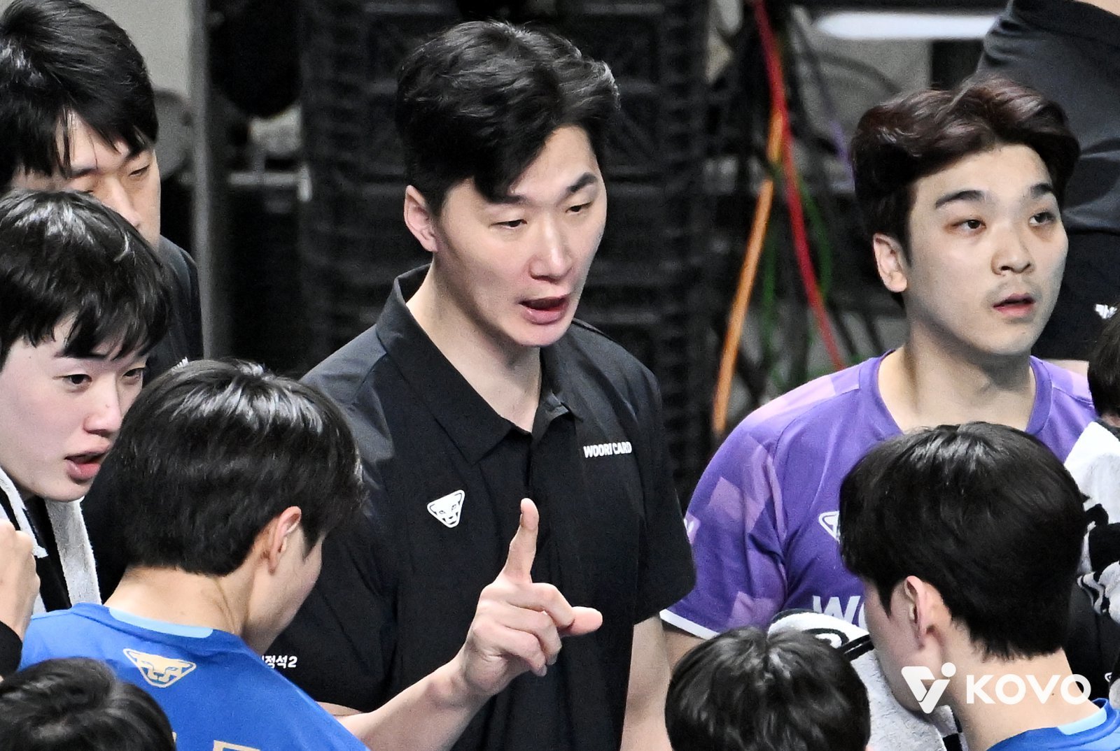 [SD 장충 인터뷰] PO 탈락에도 선수들 격려한 박철우 우리카드 감독대행, “결과는 아쉽지만 과정은 행복했다”