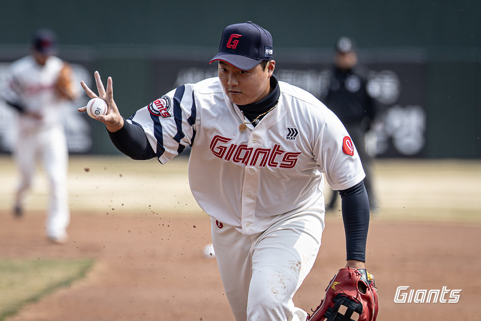 복귀 시동 건 롯데 한동희, ‘개막 2연승’ 거인의 날개 될까?