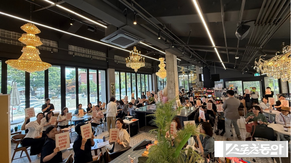 광주광역시는 성평등문화 확산과 지역사회 안전·돌봄 체계 구축을 위한 ‘2026년 여성친화마을 조성사업’ 참여단체를 7일부터 오는 28일까지 공개 모집한다. 사진제공 I 광주광역시