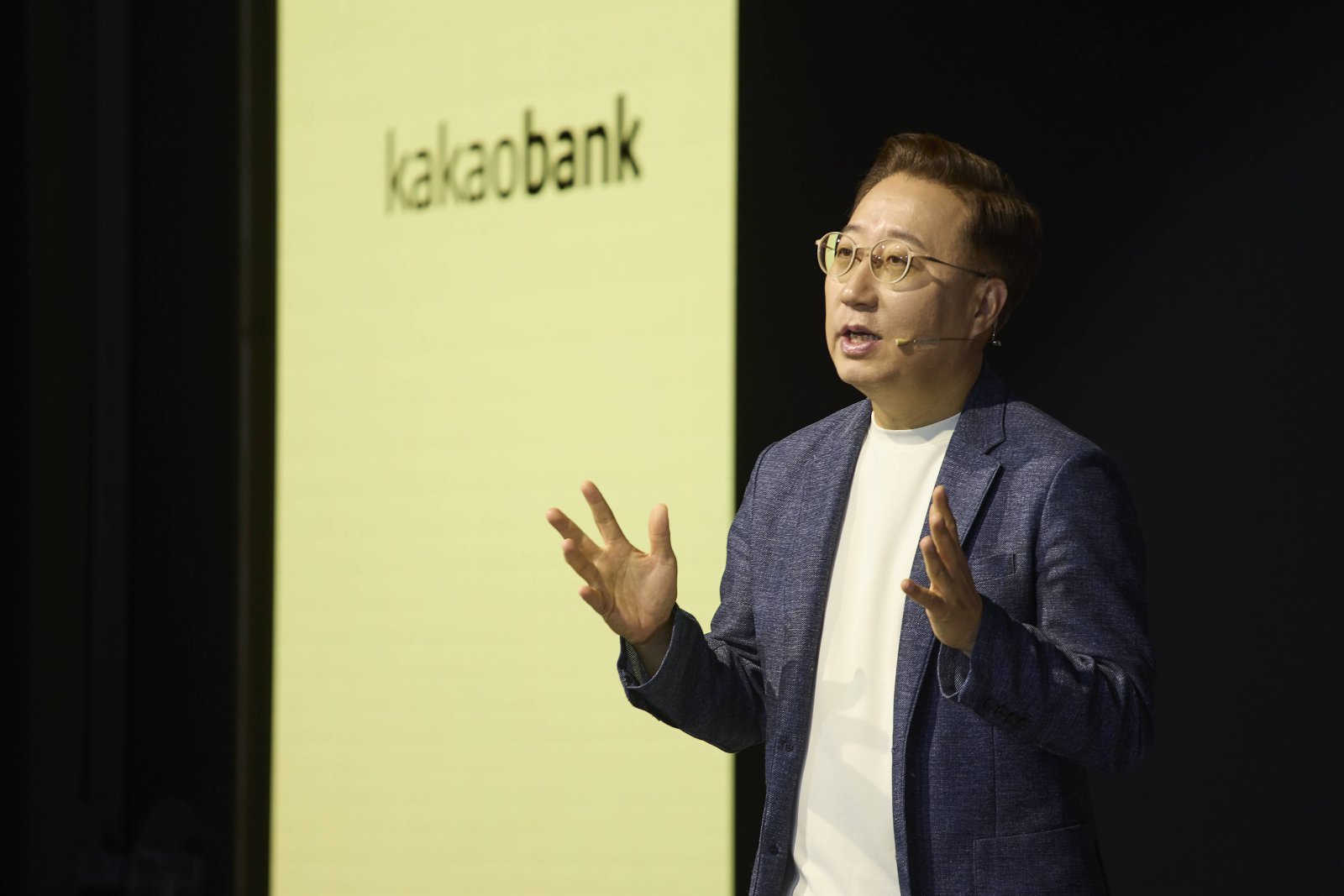 ‘2026 프레스톡’에서 발언하고 있는 윤호영 카카오뱅크 대표. 사진제공｜카카오뱅크