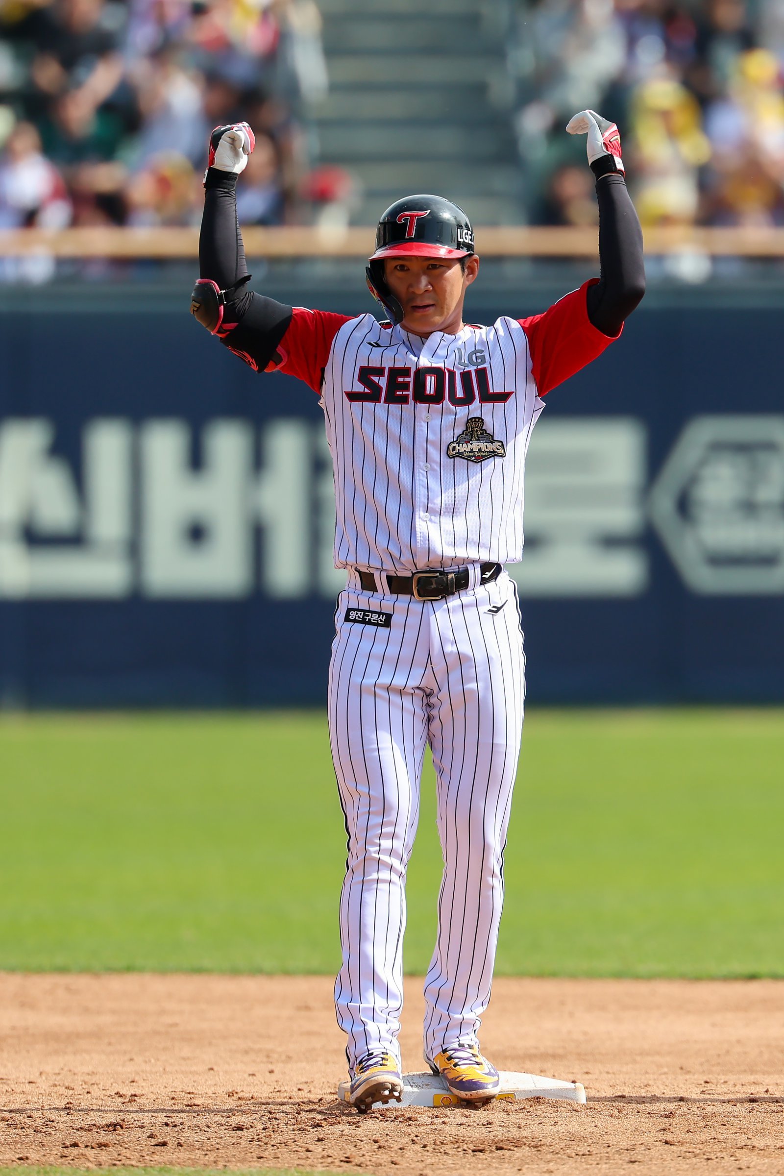 6경기 연속 안타…완벽하게 부활한 LG 오지환, 3안타 맹타로 ‘LG 7연승’ 견인