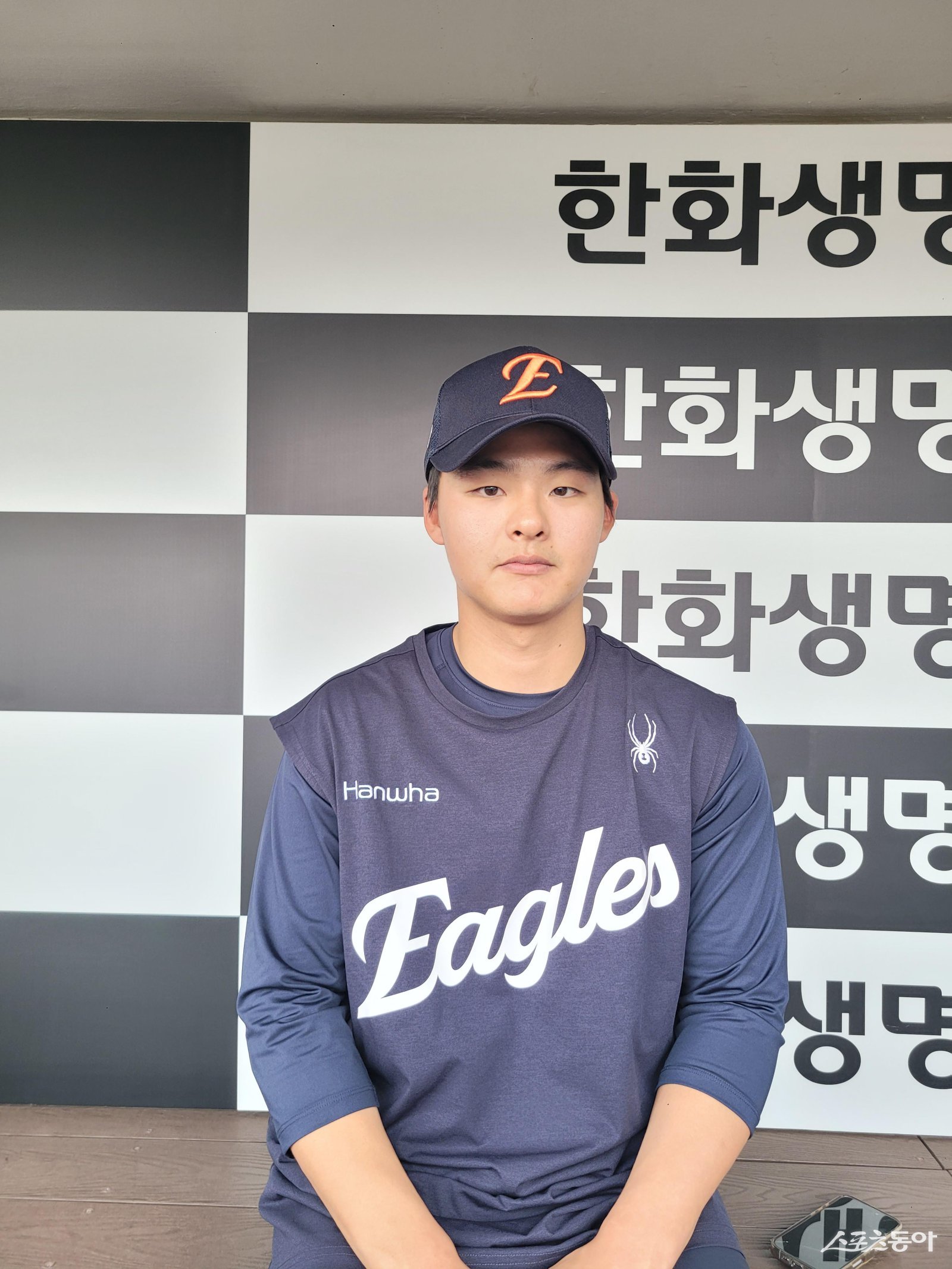 이제는 한화 이교훈 “던질 게 없는 양의지 선배, 한번 이겨보고 싶다”