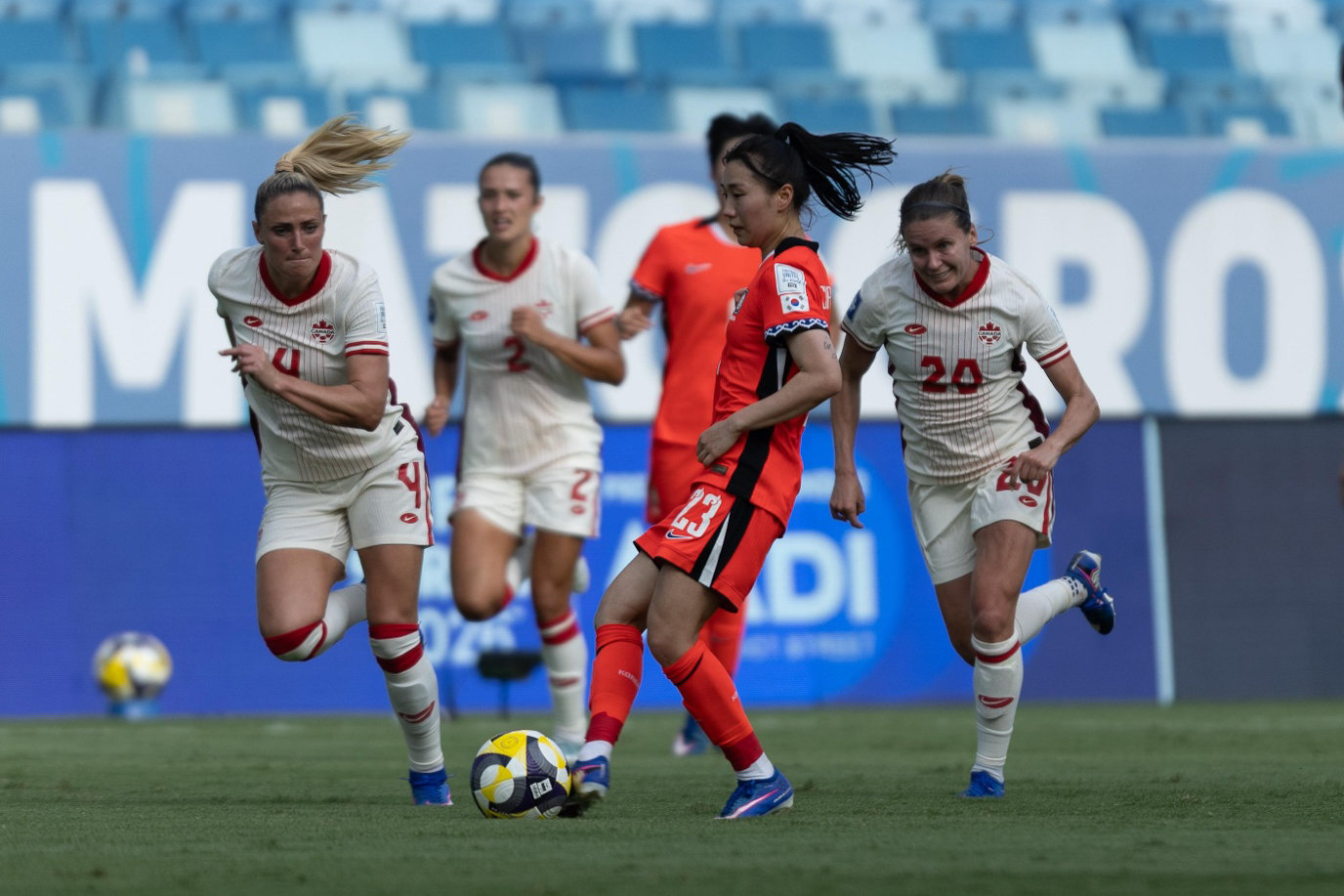 여자축구대표팀, 강호 캐나다에 1-3 패…수적 우위 살리지 못하고 FIFA 시리즈 2연패