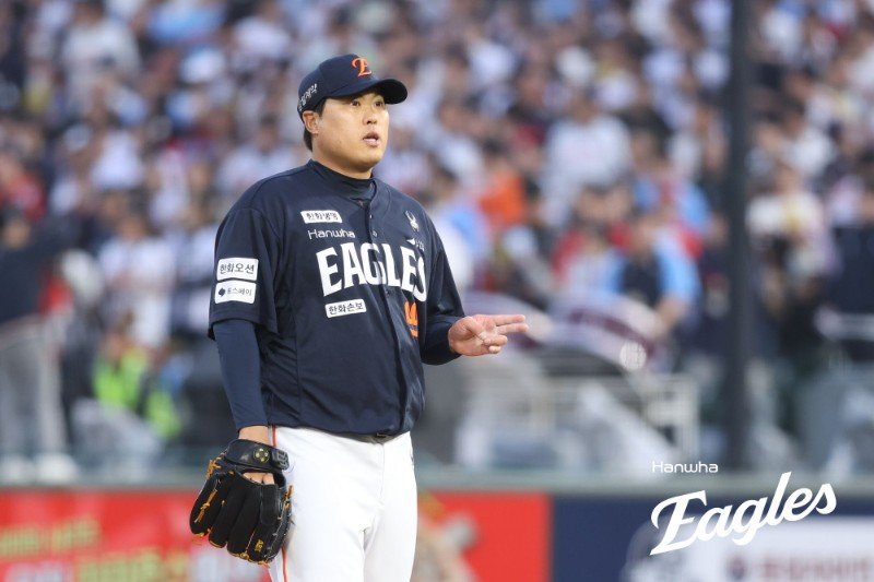 “맏형이 큰 역할 해줬다”…여전한 한화 에이스, 류현진의 존재감 [SD 사직 브리핑]