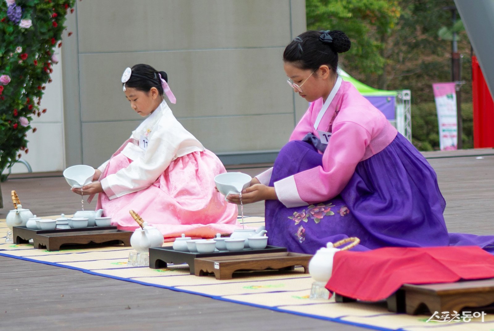 학생차예절 경연대회 참가자 모습. 사진제공=보성군