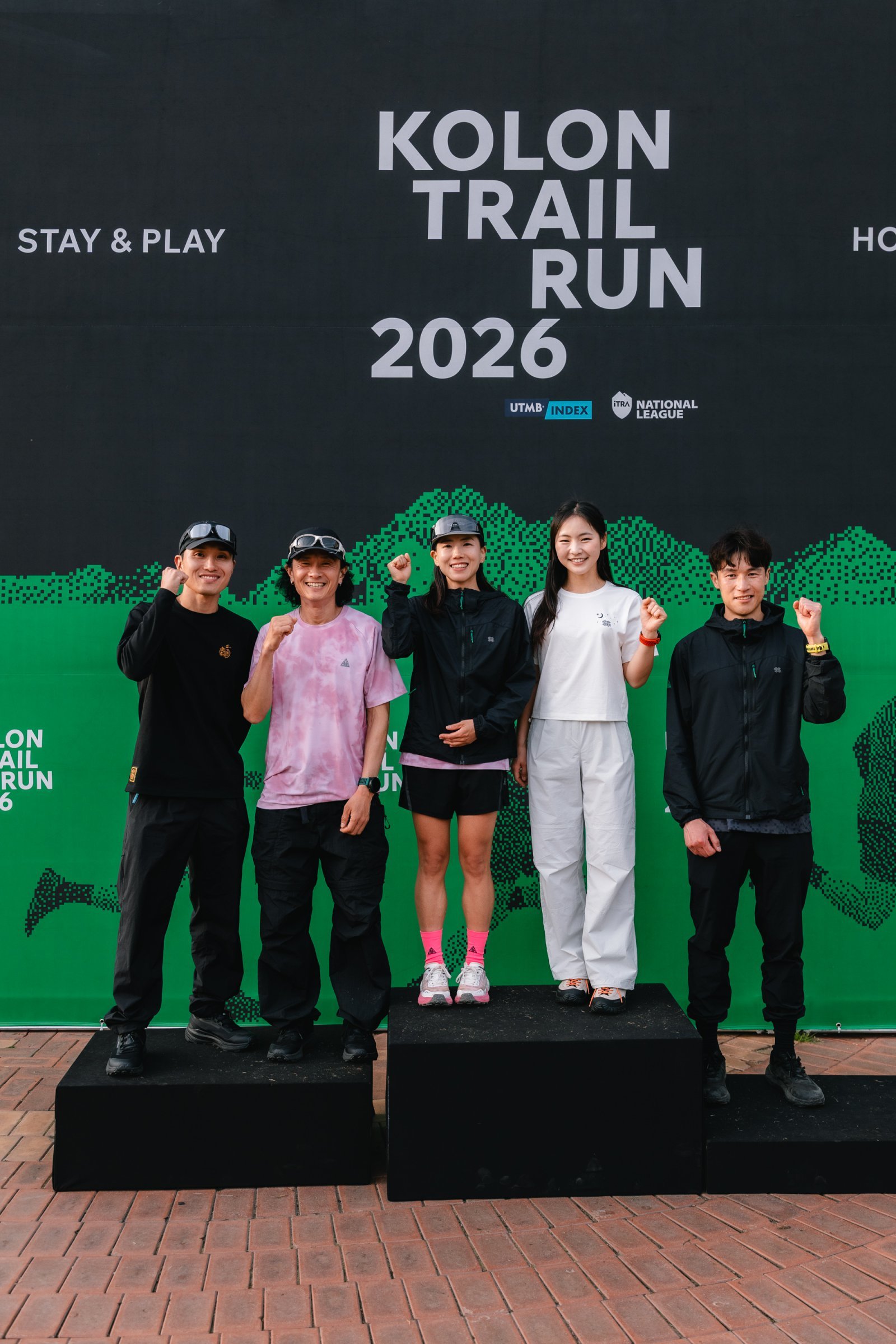 대회에 참가한 ‘코오롱 애슬릿’ 소속 선수들 (왼쪽부터 강민구, 김지수, 양주하, 안기현, 김영조).    사진제공 ｜코오롱스포츠