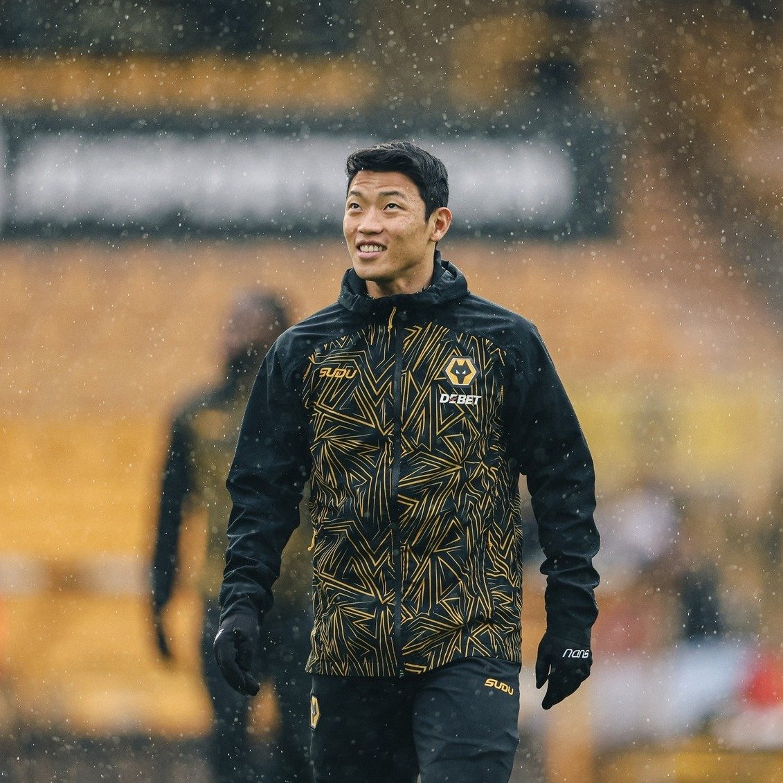 황희찬 뛰는 울버햄턴, 시즌 종료 전 강등 확정…향후 거취에도 관심 집중