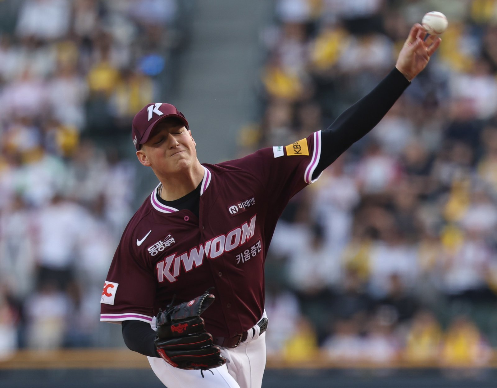 키움은 21일 고척 NC전에 앞서 일시 대체 외국인 투수 케니 로젠버그 영입을 확정했다. 뉴시스