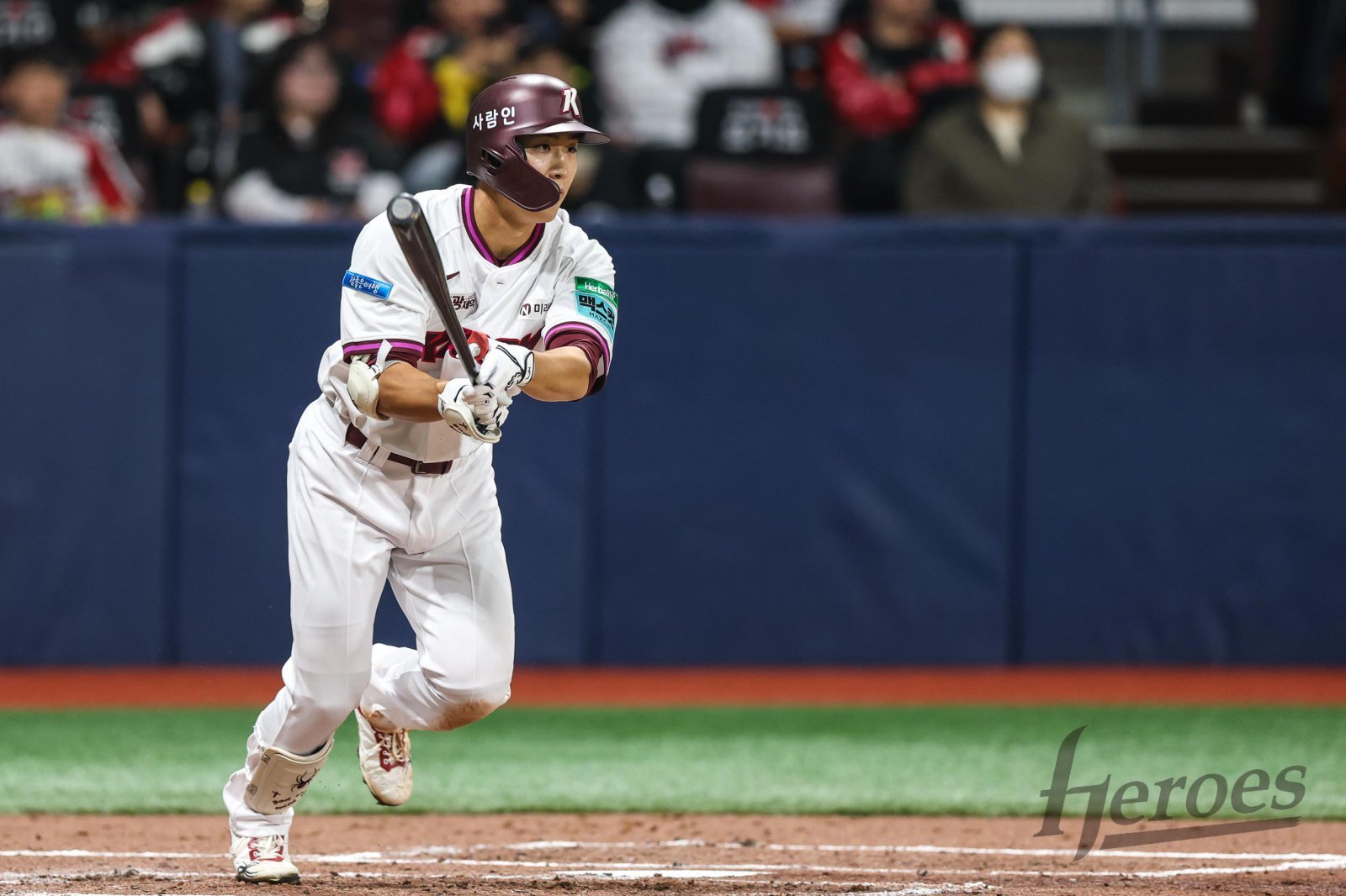 키움 이주형은 21일 고척 NC전서 주루 도중 오른쪽 햄스트링에 통증을 느끼며 중도 교체됐다. 사진제공｜키움 히어로즈