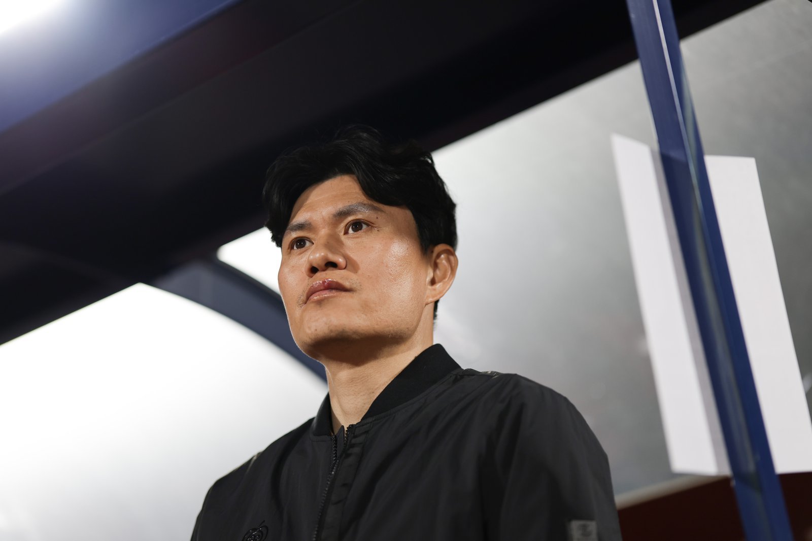 “잘 안되면 바꾸는 게 감독의 역할”…‘어느새 상위권’ 정경호 감독의 확고한 철학으로 다져진 ‘공격 지역 패스 1위’ 강원의 저력
