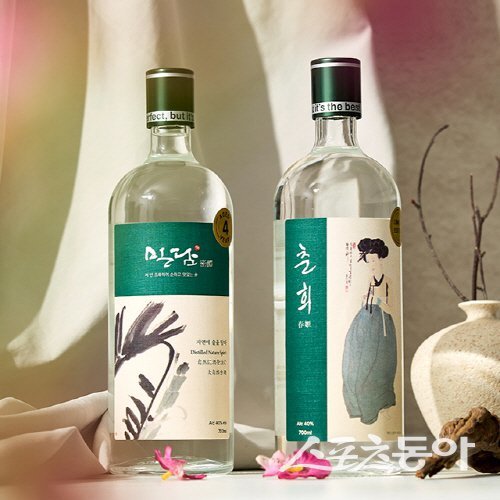 예천 농업회사법인 착한농부㈜가 생산하는 전통주 ‘밀담’과 ‘춘희’. 사진제공 ㅣ 예천군