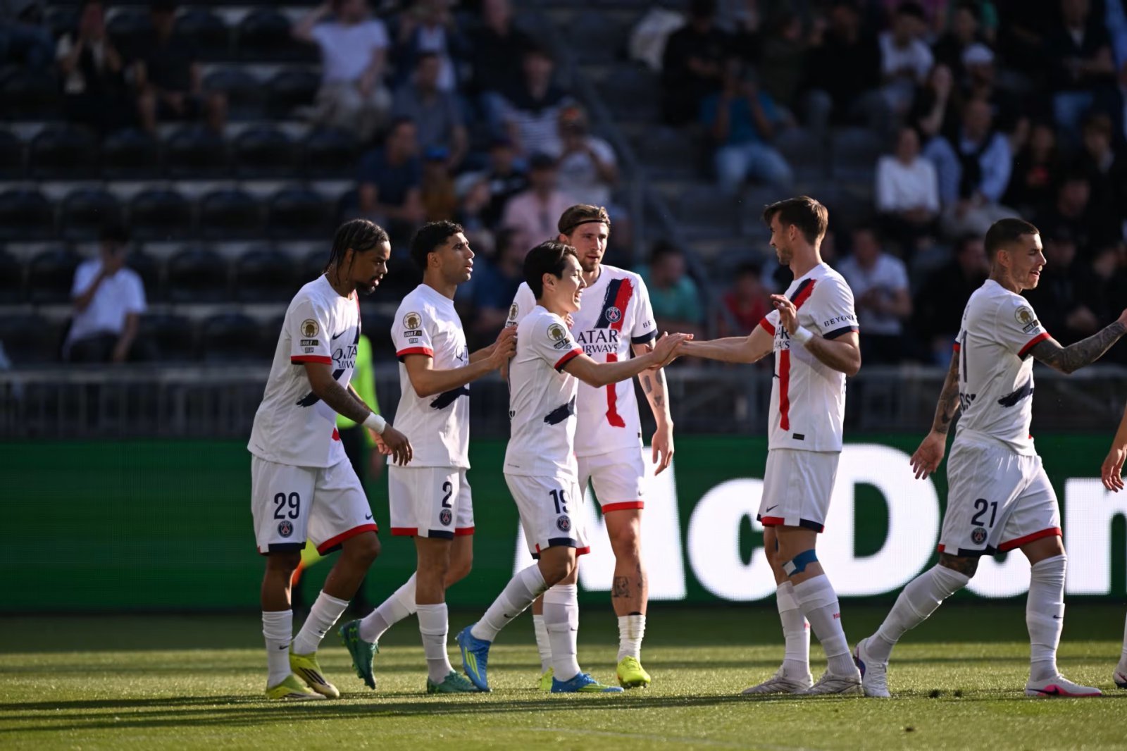 “리그앙, UCL까지 다 우승할게” ‘골든보이’의 다부진 약속…PSG, ‘1G·1AS’ 이강인 활약 속 앙제전 쾌승