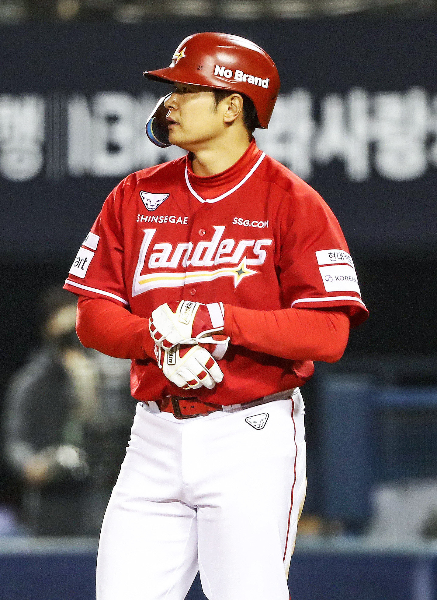 SSG 김재환은 올 시즌 개막 이후 타율 0.110의 부진으로 27일 퓨처스팀으로 향했다. 사진제공｜SSG 랜더스