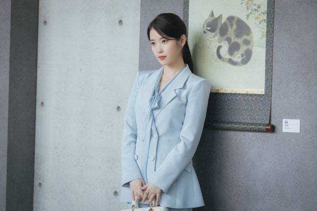 아이유 SNS