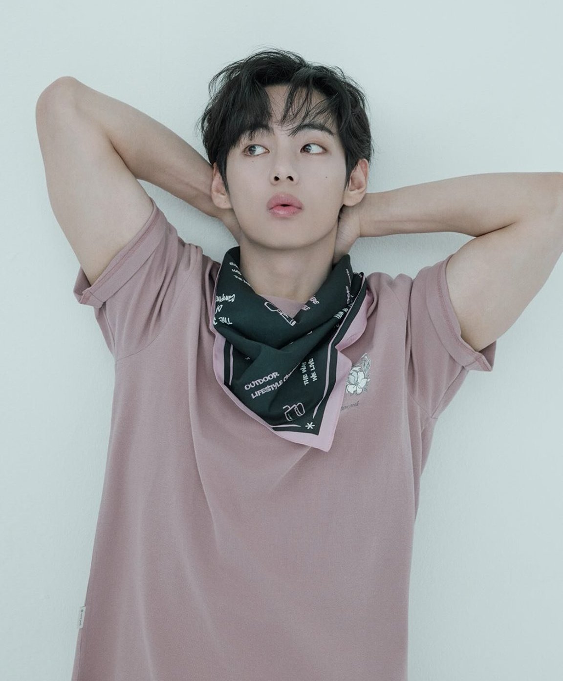 방탄소년단 뷔, 군백기에도 통했다…뉴질랜드 골드 4곡 달성
