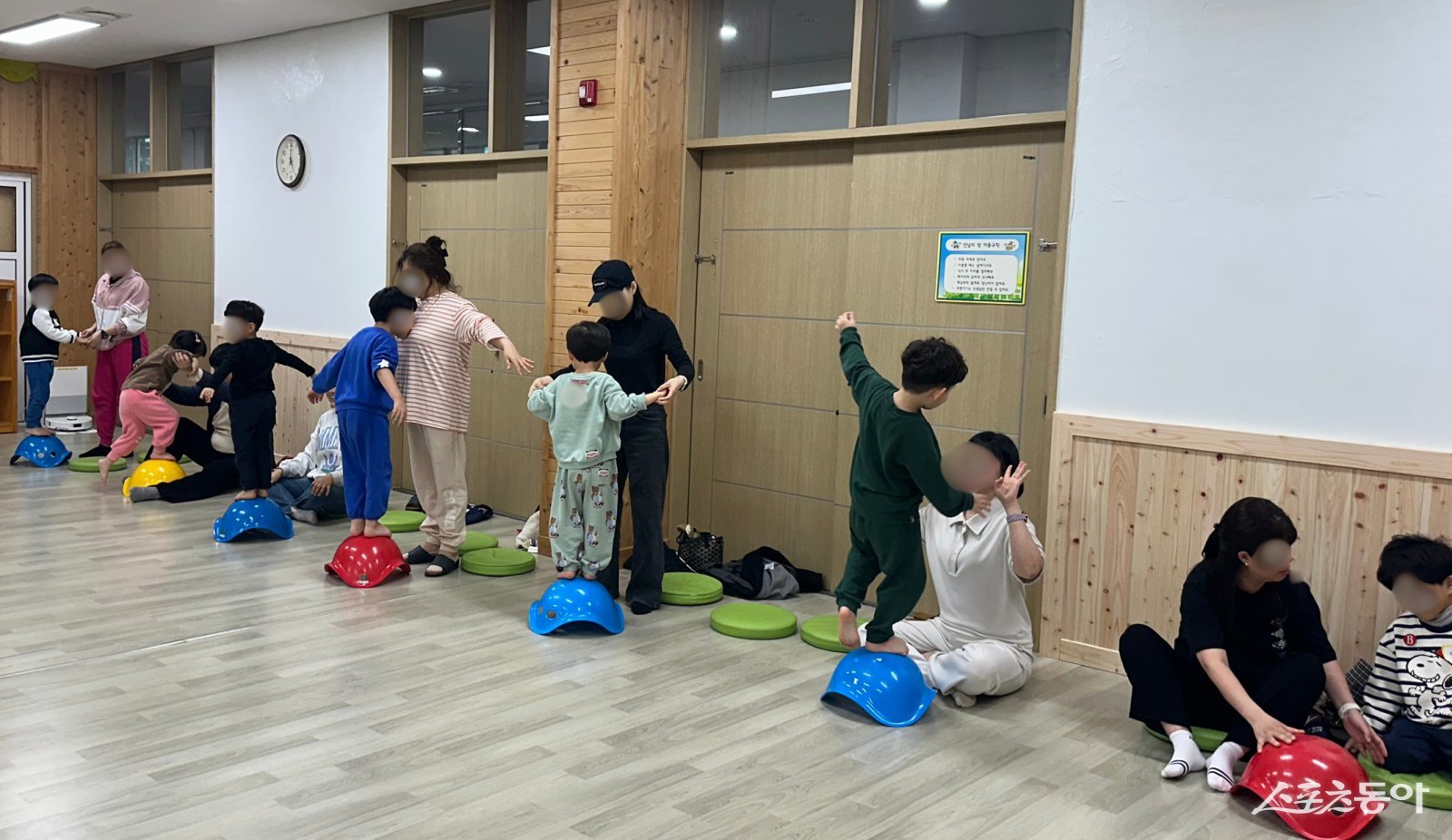 광주유아교육진흥원은 유아의 발달 수준과 특성을 반영한 ‘통합놀이지원실’을 운영하고 있다고 밝혔다. 사진제공=광주광역시교육청