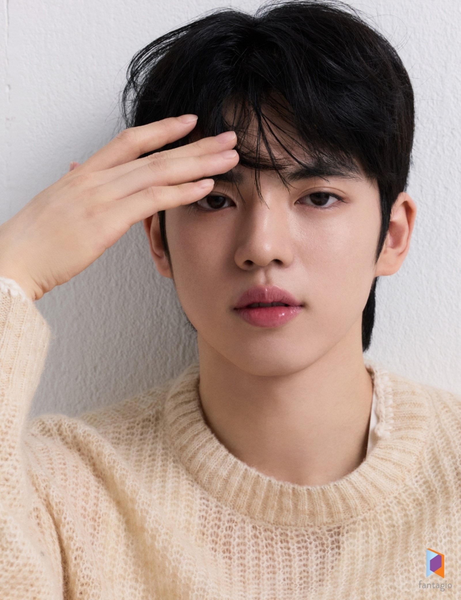 ‘피겨 왕자’ 차준환, 차은우·김선호와 한식구 되더니…비주얼 폭발