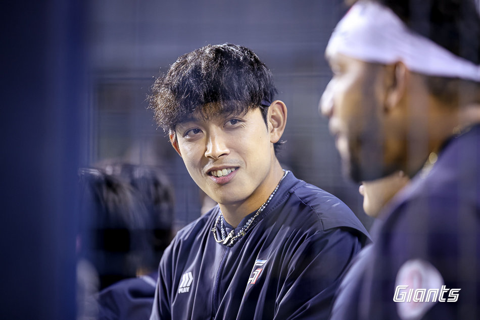 “좀 뛰면 와야지” 공격첨병 기다리는 김태형 롯데 감독, 복귀 시동 건 황성빈 향한 기대