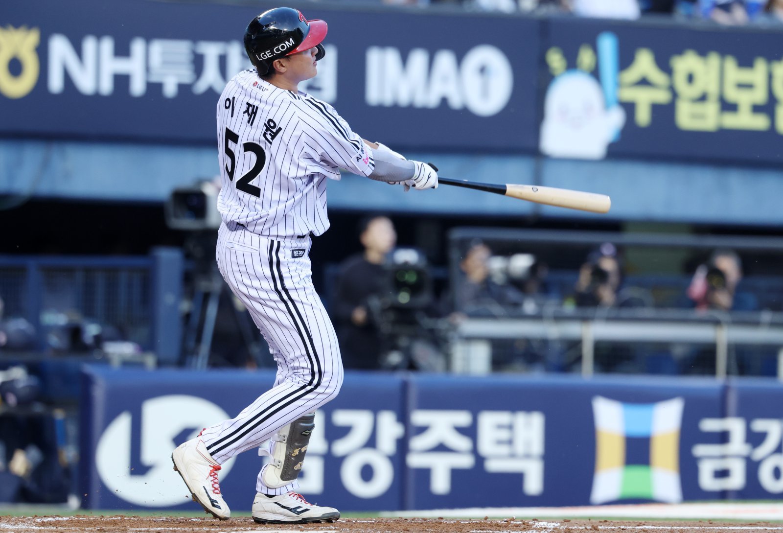 ‘스탠튼이 왜 KBO에’ 이재원, 플라이 될 타구가 ‘왜 잠실을 넘어가’