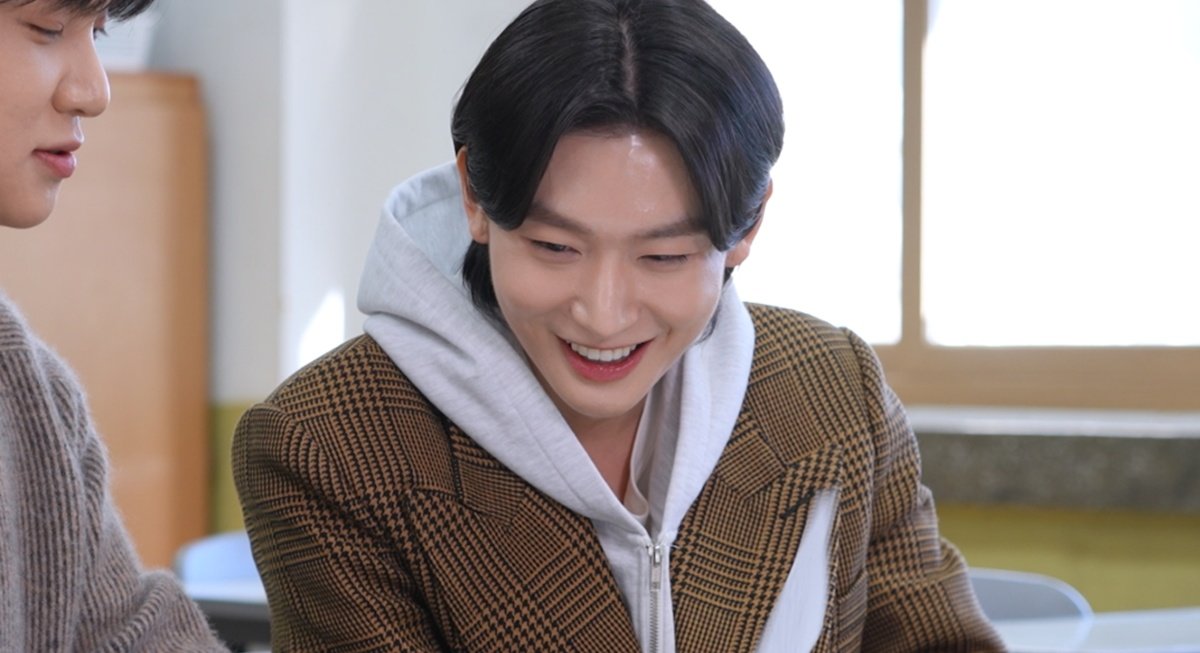 김용빈, 생활기록부 최초 공개…“경찰서 방문?” (편스토랑)