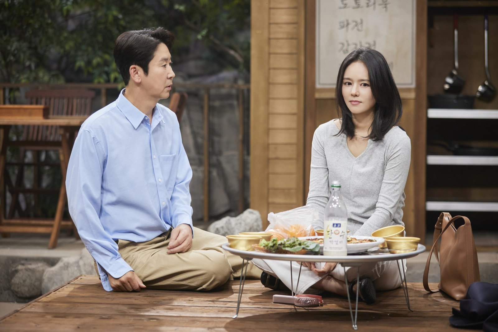 한가인, 신비주의 벗었다…신동엽도 눈 질끈한 코믹 변신 (SNL8)