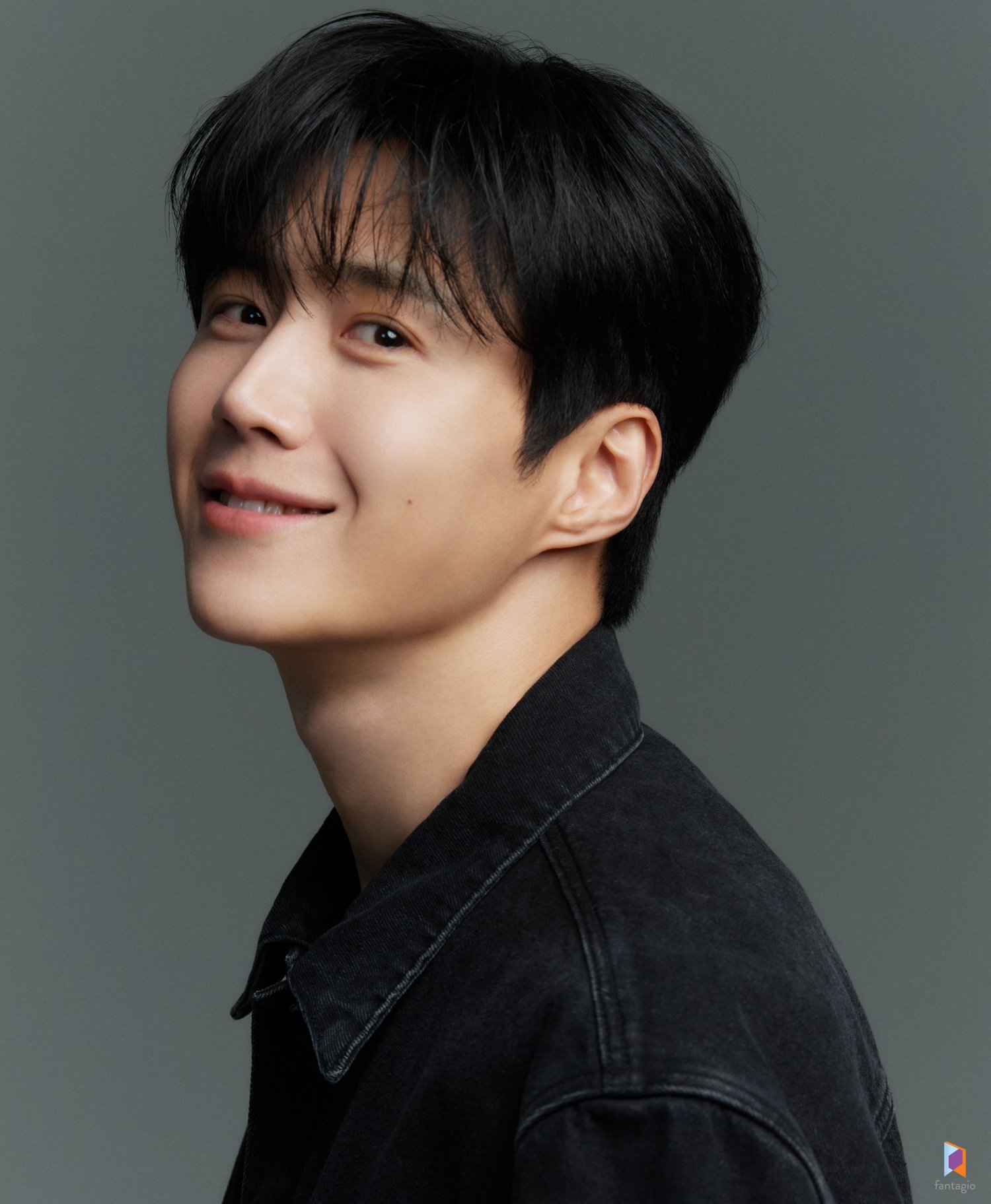 김선호, 생일 맞아 5000만 원 기부…어르신 응원