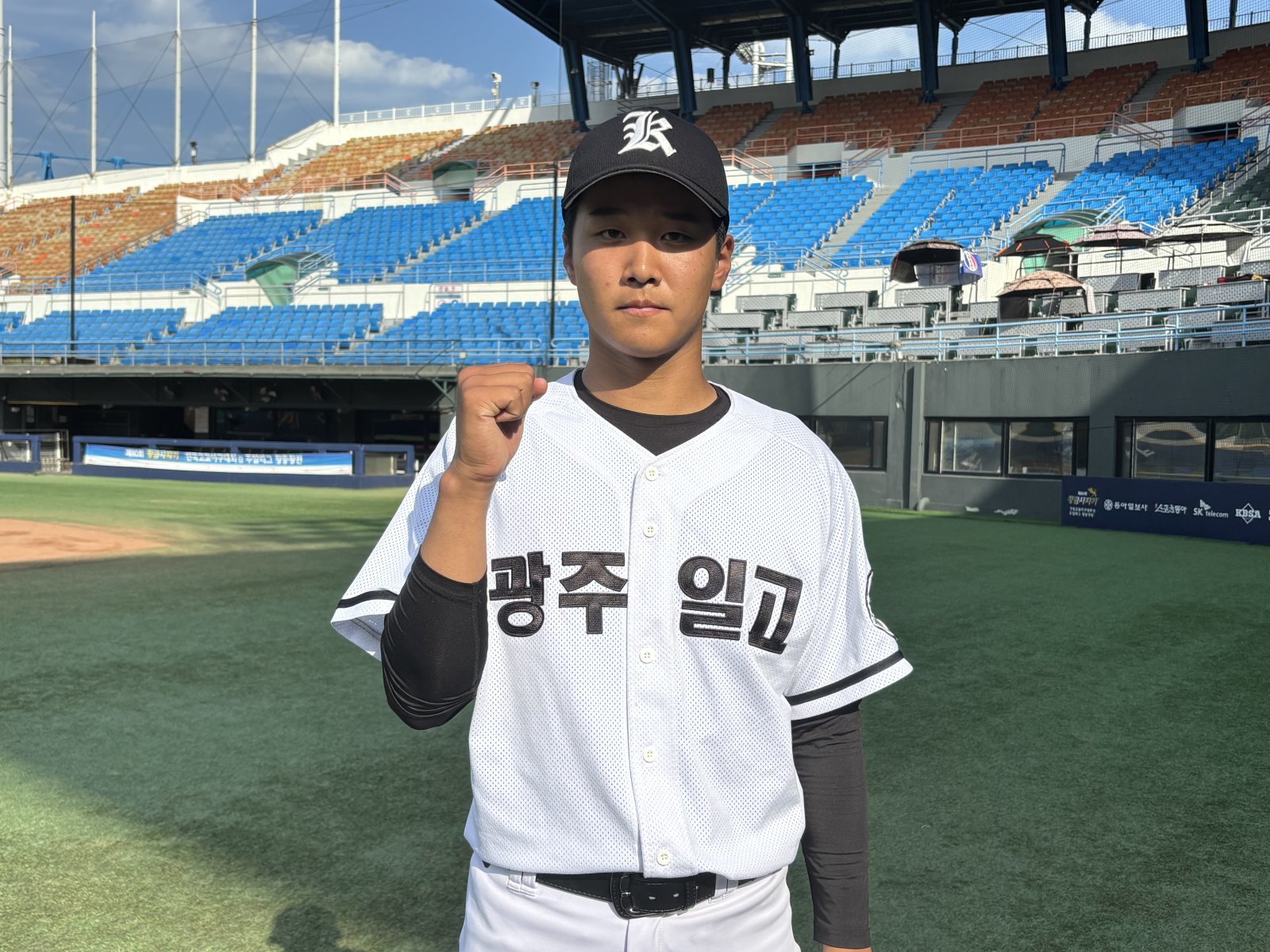 ‘예비 메이저리거의 위력’ 박찬민, 3.1이닝 8K 특급구원으로 클래스 입증…광주제일고 7년만에 준결승행 [황금사자기 스타]
