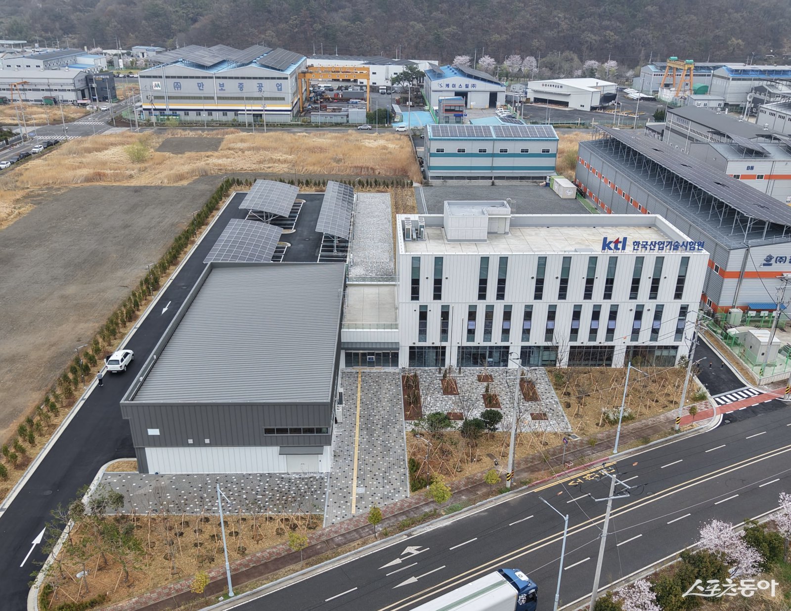한국산업기술시험원 광양분소 전경. 사진제공=전남도