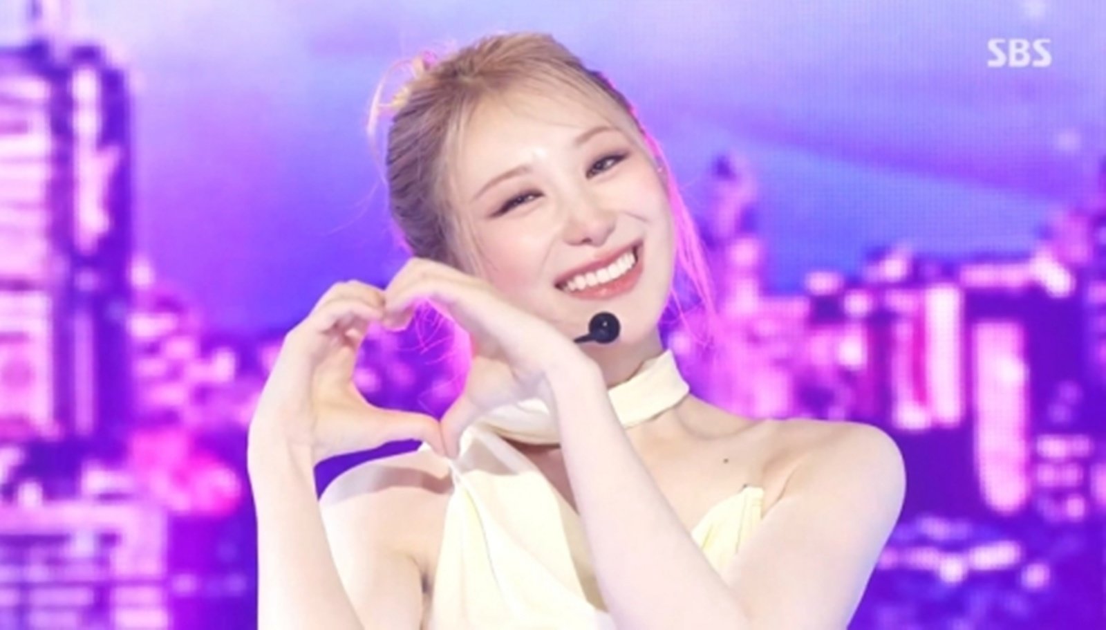 이채연, 미니 4집 ‘NTOTD’ 활동 성료…퍼포먼스 장인 입증
