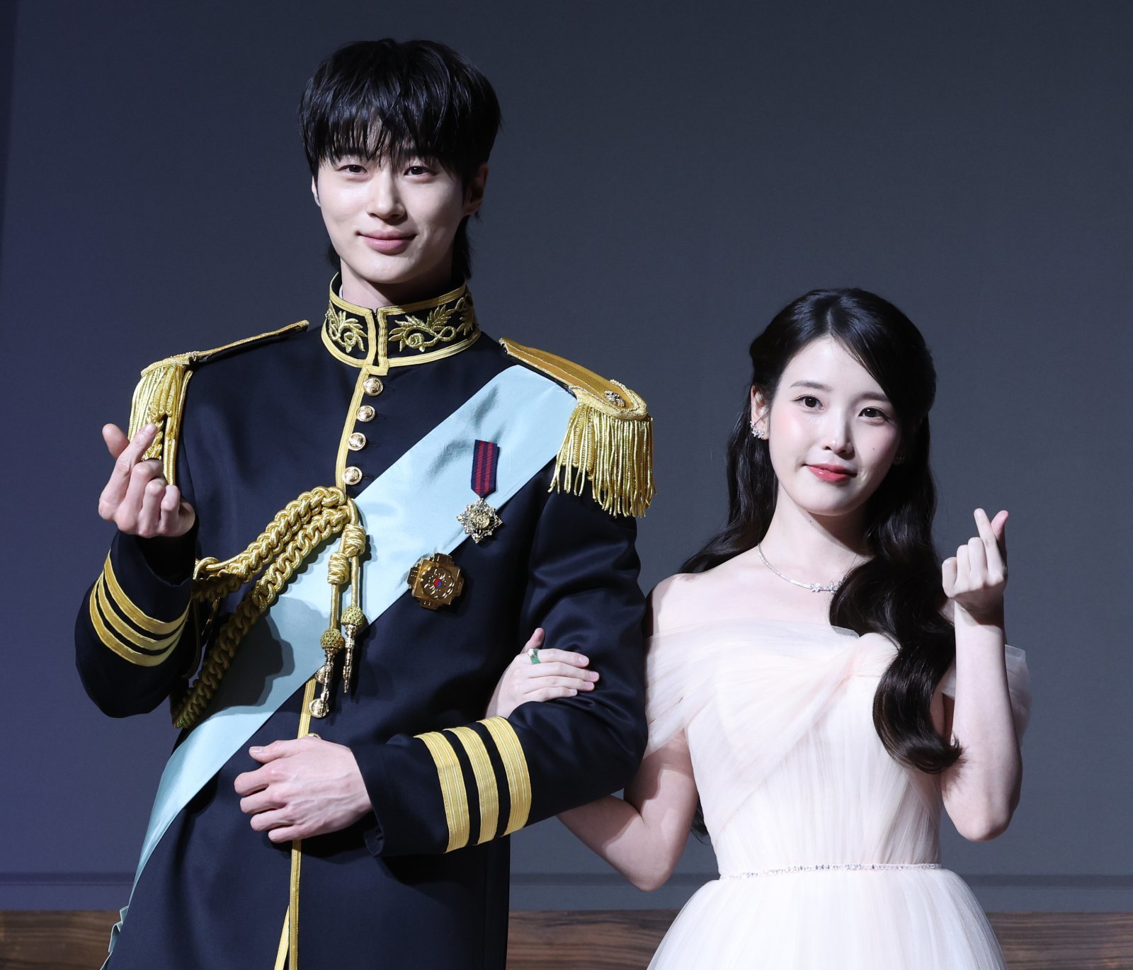 배우 변우석·아이유. 뉴시스DB