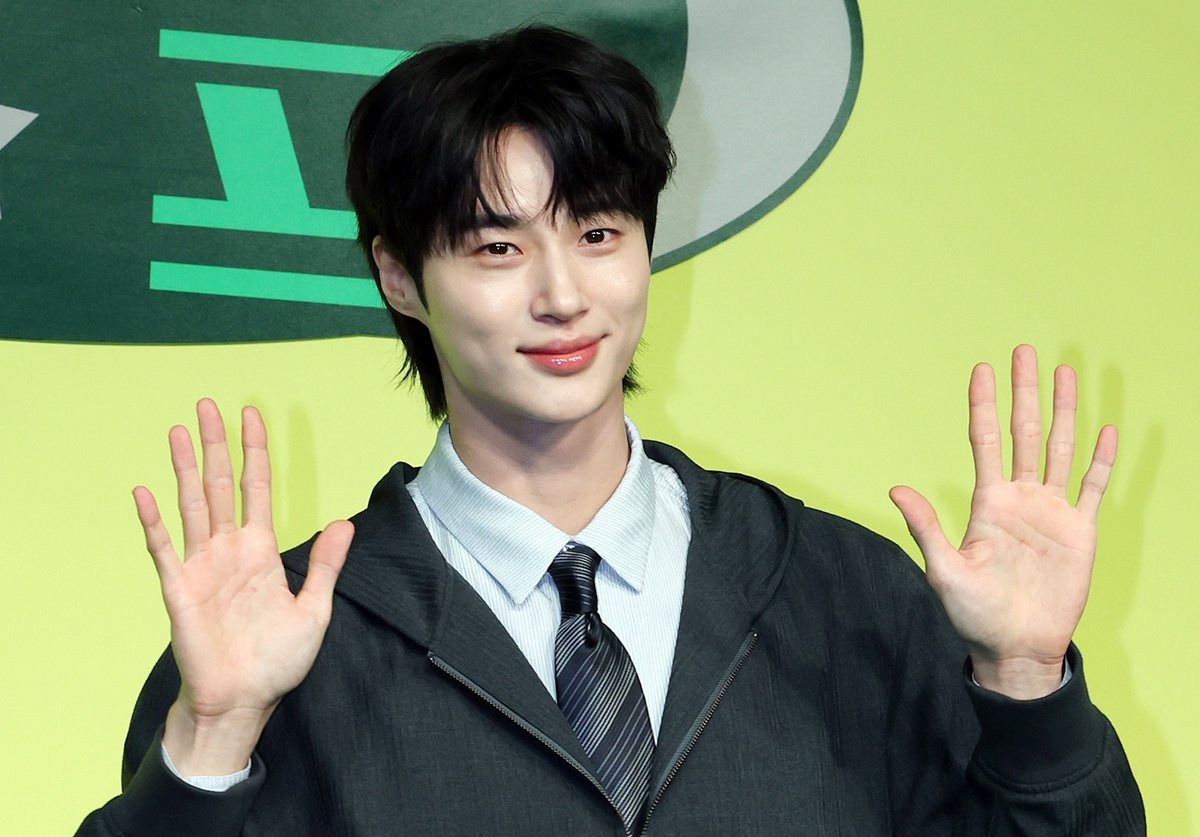 변우석, ‘21세기 대군부인’ 논란에 다시 사과 “정말 죄송하게 생각” (유재석 캠프)
