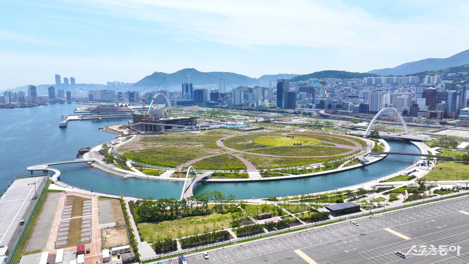 북항재개발현장 경관수로 전경. (사진제공=부산항만공사)