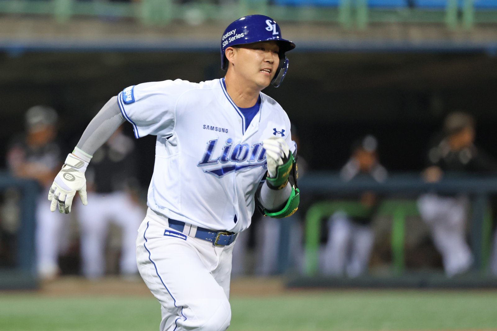 삼성 전병우는 라인업에 부족한 부분을 잘 채우며 선두 경쟁에 큰 힘이 되어주고 있다. 사진제공|삼성 라이온즈