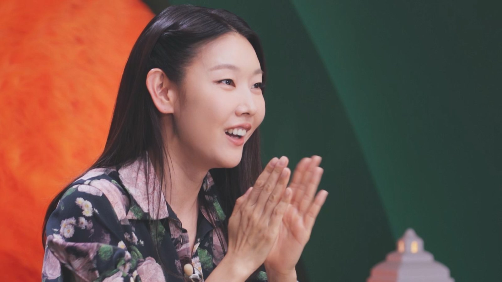 한혜진, 연프 찍다 이상형 만났나? “너무 잘생겼어” (누내여2)