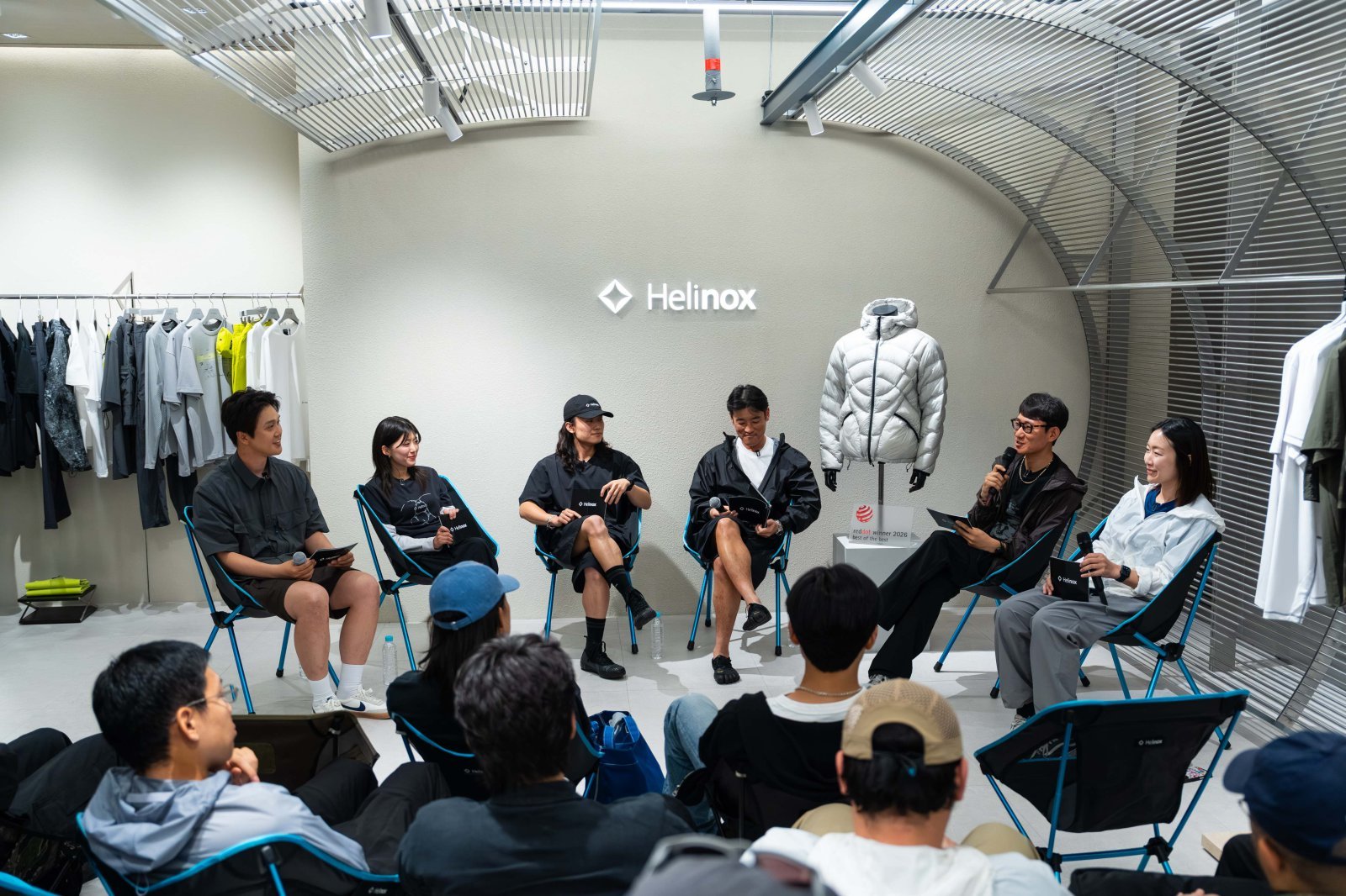 헬리녹스 웨어 스타필드 코엑스몰점에서 열린 ‘수상한 토크 2026’ 현장 전경