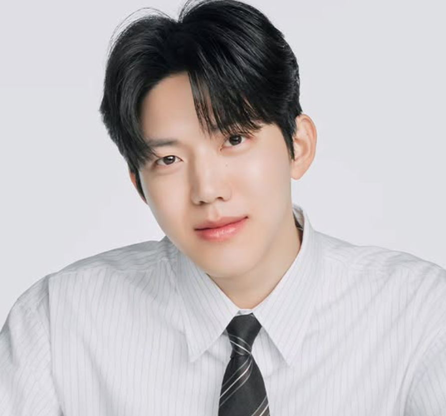 ‘열애설’ 데이식스 도운, 결국 심경 밝혔다…“너희 아프게 해서 미안” [SD이슈]