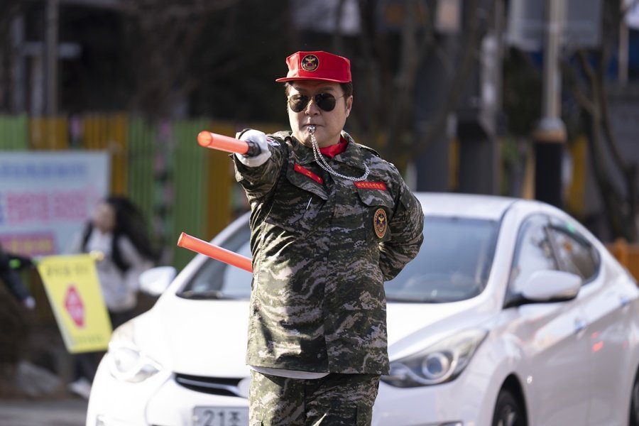 해병 전우회 전투복 입은 윤경호, 강렬한 첫 등장 (김부장)
