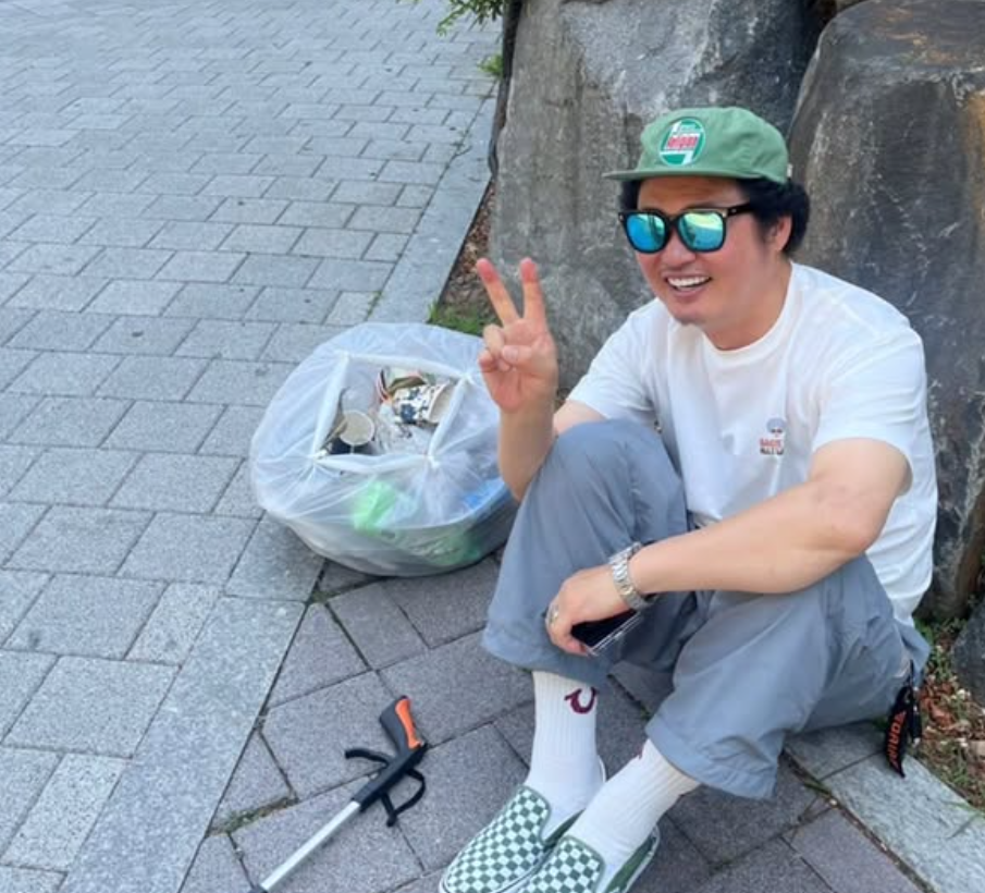 윤택, 1시간 반 쓰레기 줍기…“담배꽁초가 압도적 1위”