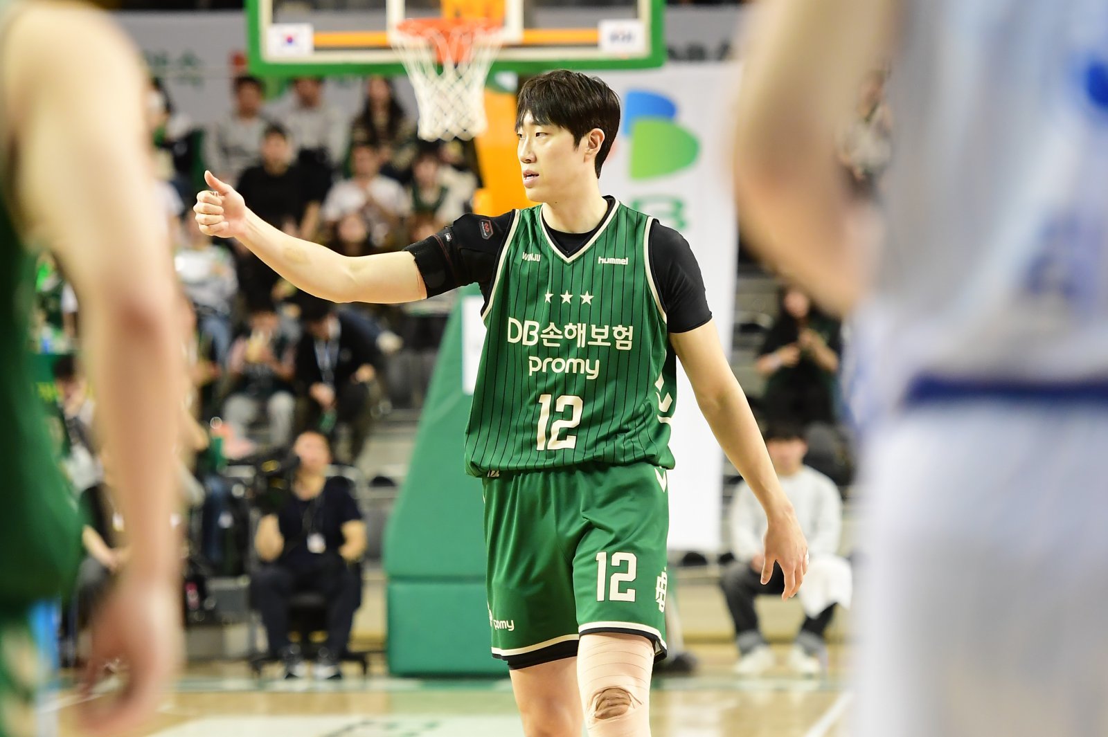 ‘외곽슛 되는 포워드’ 정효근, 2년 계약으로 DB 잔류…FA 1차 협상 6월 1일 정오 마감