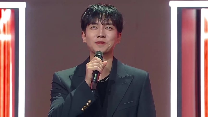 ‘싱어게인’ MC 왜 거기에… 이승기 떴다 (히든싱어8)