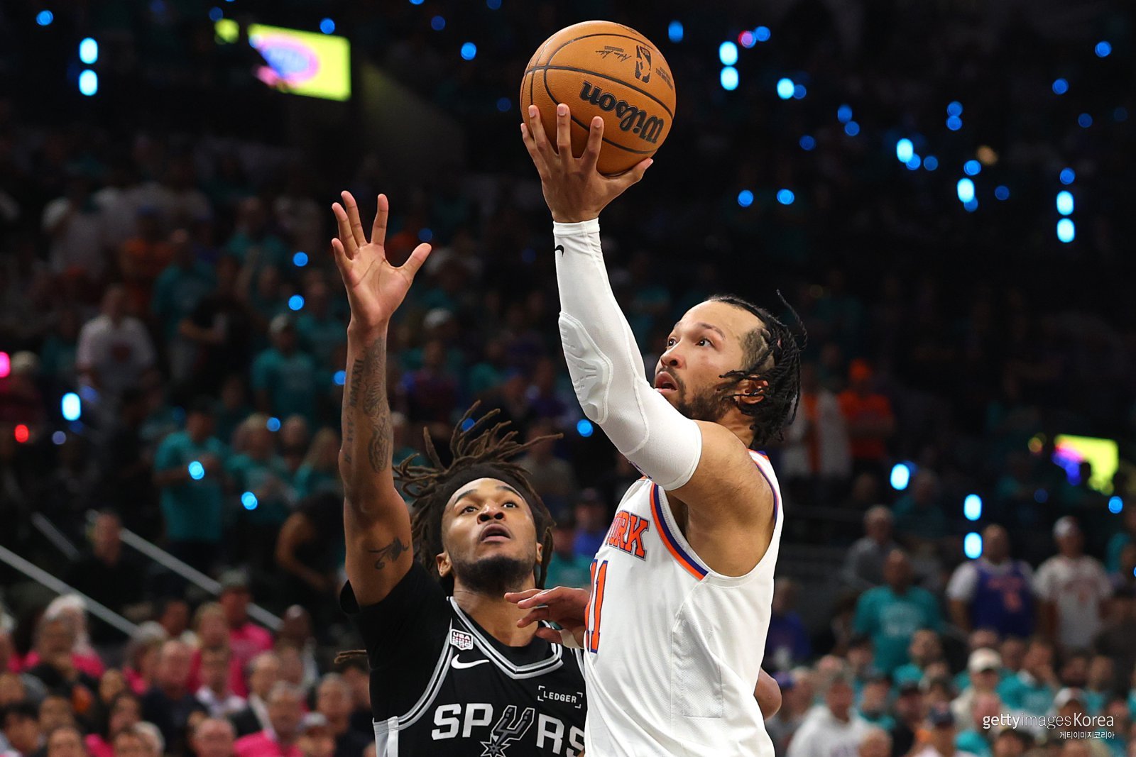 ‘브런슨 30점 X 클러치 폭격’ 뉴욕, ‘NBA 파이널 1차전 잡았다’