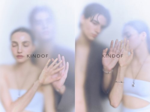 카인드오브(KINDOF) 모델들이 브랜드 주얼리를 착용한 채 몽환적인 무드의 화보를 선보이고 있다. 사진제공|카인드오브(KINDOF)