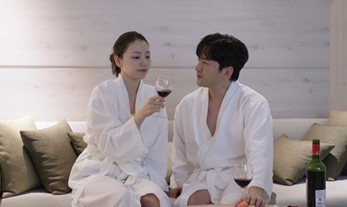 이민우, 결혼 2개월만 신혼여행…야릇한 눈빛 발사 (살림남2)