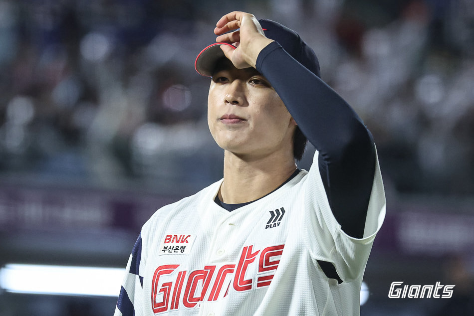 롯데 박정민은 5월 이후부터 제구 난조로 흔들리고 있다. 사진제공|롯데 자이언츠