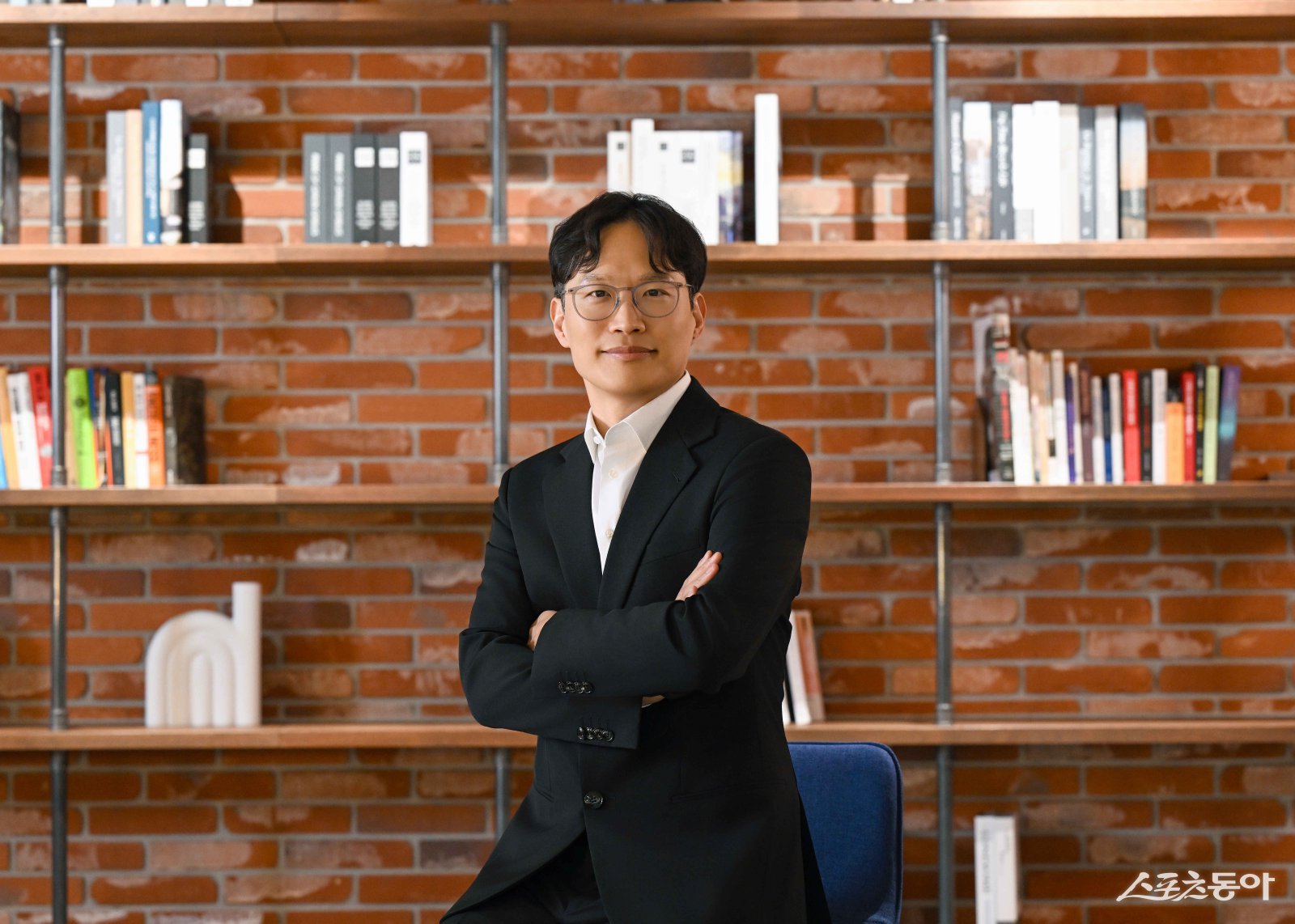 현대자동차그룹은 현대자동차∙기아 AVP본부장 박민우 사장(사진)의 인터뷰 콘텐츠를 통해 미래 모빌리티 시대에 그가 생각하는 개발 관점에서의 AI·자율주행·SDV분야 대응 전략과 인재 및 조직 육성 철학을 공개했다. 사진제공|현대차